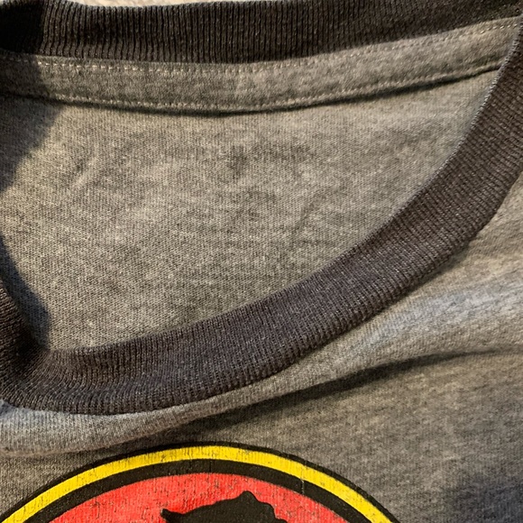Jurassic world kids T-shirt, size XS - Picture 3 of 4